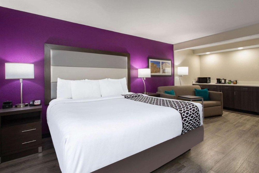 Room image 2